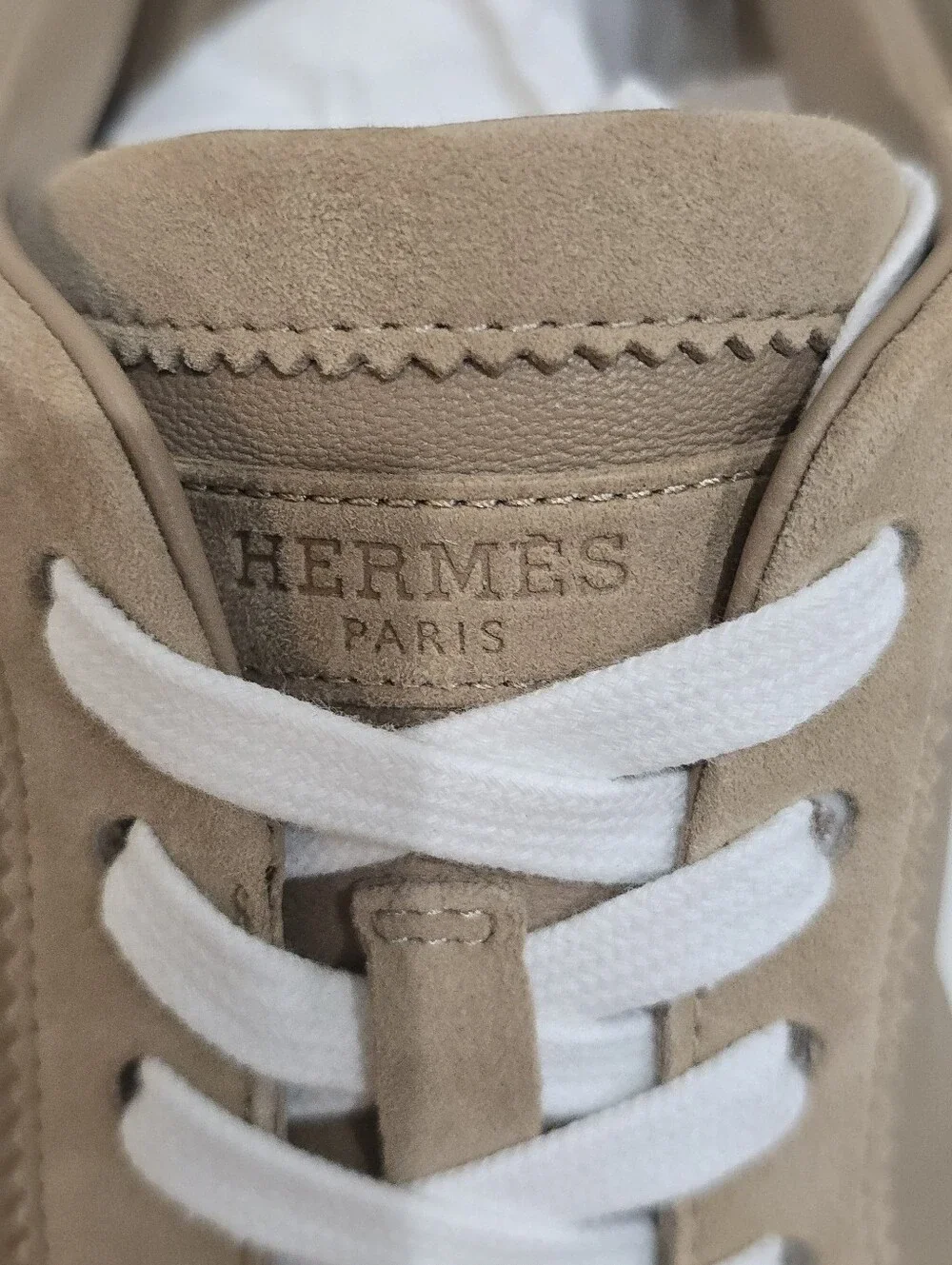 Hermes Womens Bouncing Sneakers Beige and White Low-Top Sneakers Size 38